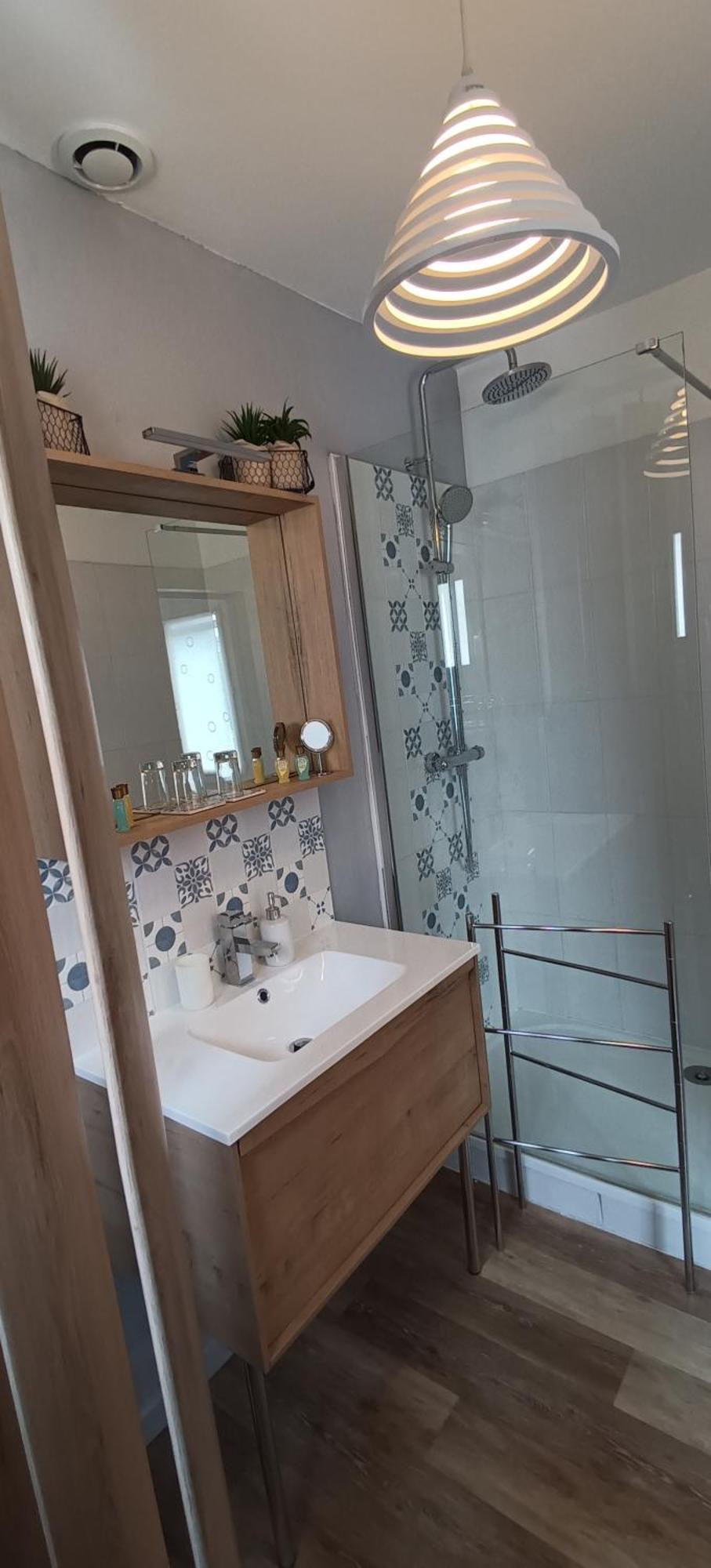 Le Petit Patio Bed & Breakfast Aigues-Mortes Bagian luar foto