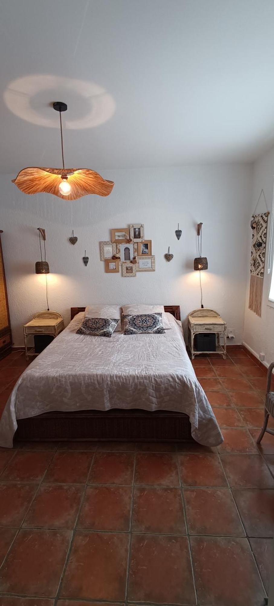 Le Petit Patio Bed & Breakfast Aigues-Mortes Bagian luar foto
